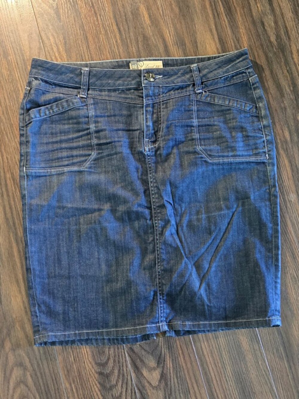LEVEL 99 Dark Blue Denim Pencil Skirt SIZE 32/16
